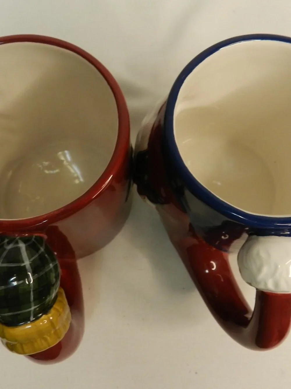 Vintage Christmas Santa & Mrs. Santa Claus Set Pair Mugs Cups Holidays
